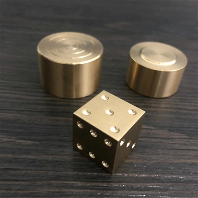 Super Mental Die (Brass) Magic Tricks Stage Close Up Magia Dice Number
